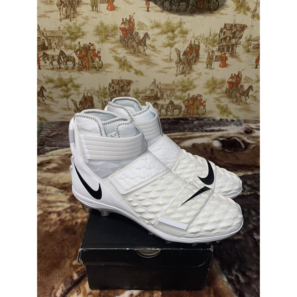 Nike Force Savage Elite 2 White Gray Size 14 Football Cleat AH3999-100 YELLOWING